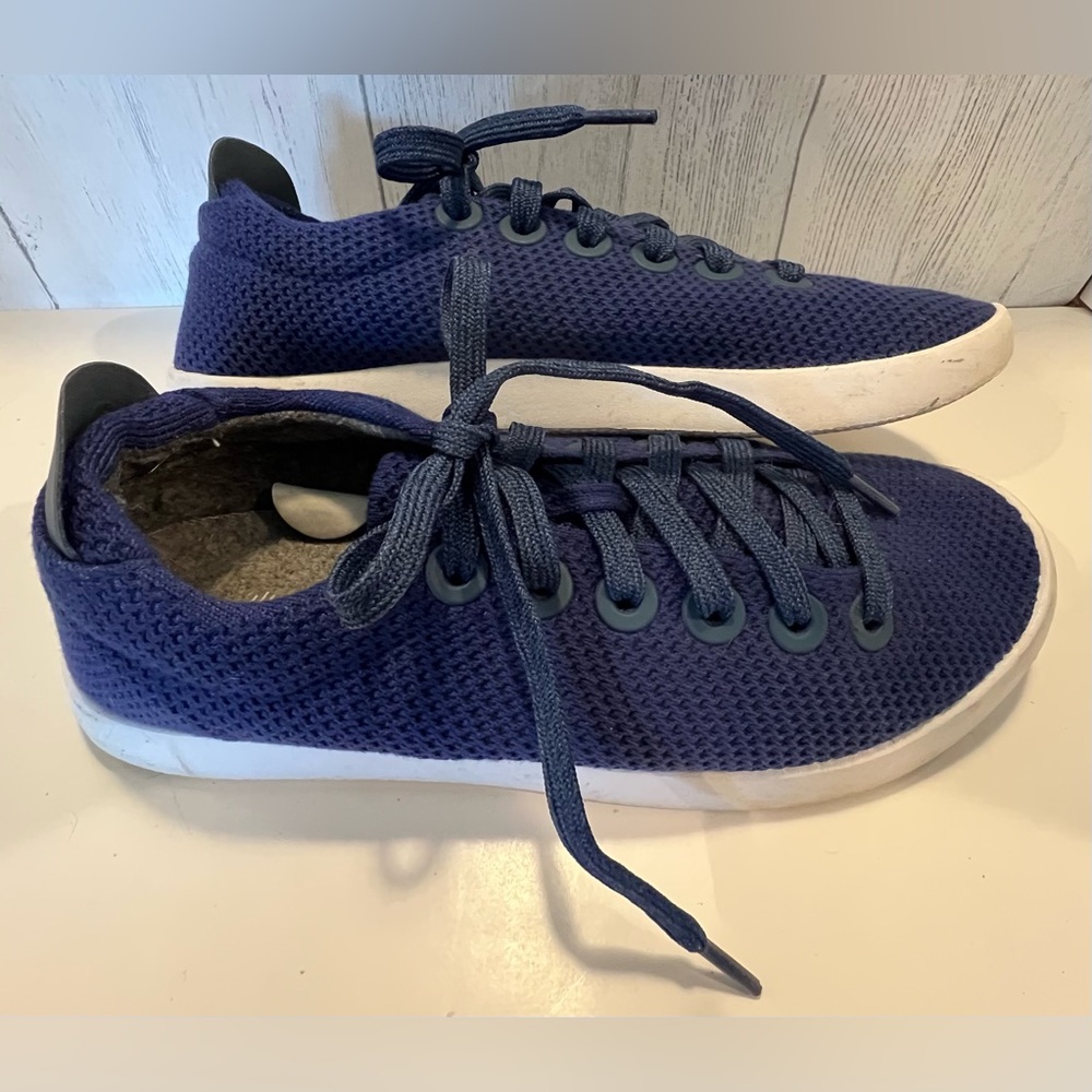 ALLBIRDS 💙 Knit Lace-Up, Lightweight, Low Top Sneakers - Navy